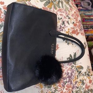 Black GUESS purse